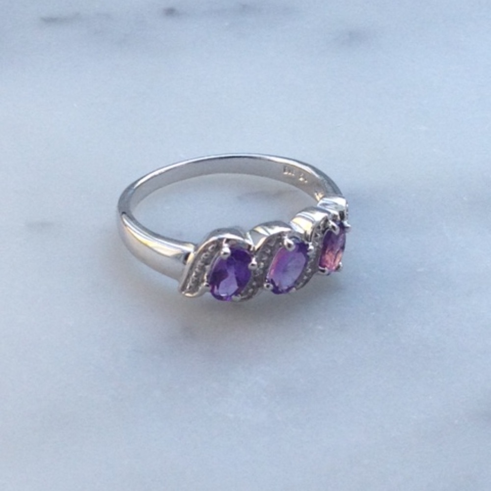 Genuine Diamond Amethyst Ring - Picture 2 of 3